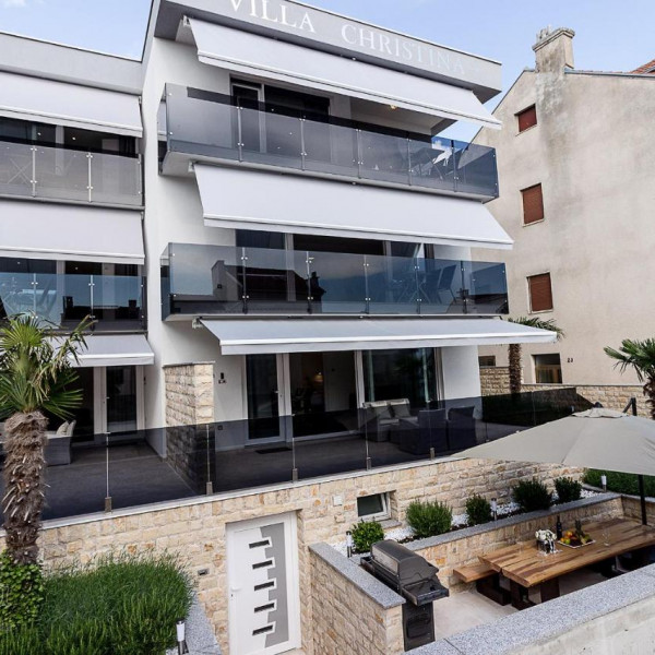 Villa Christina, Apartments Đoga&scaron; & Villa Christina near the sea, Crikvenica, Kvarner, Croatia Crikvenica